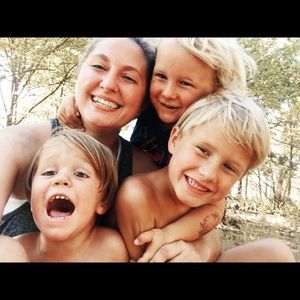 Meet your Posher, Taytaylor